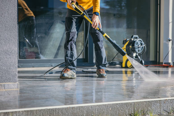 Best Sidewalk and Walkway Cleaning  in North Industry, OH